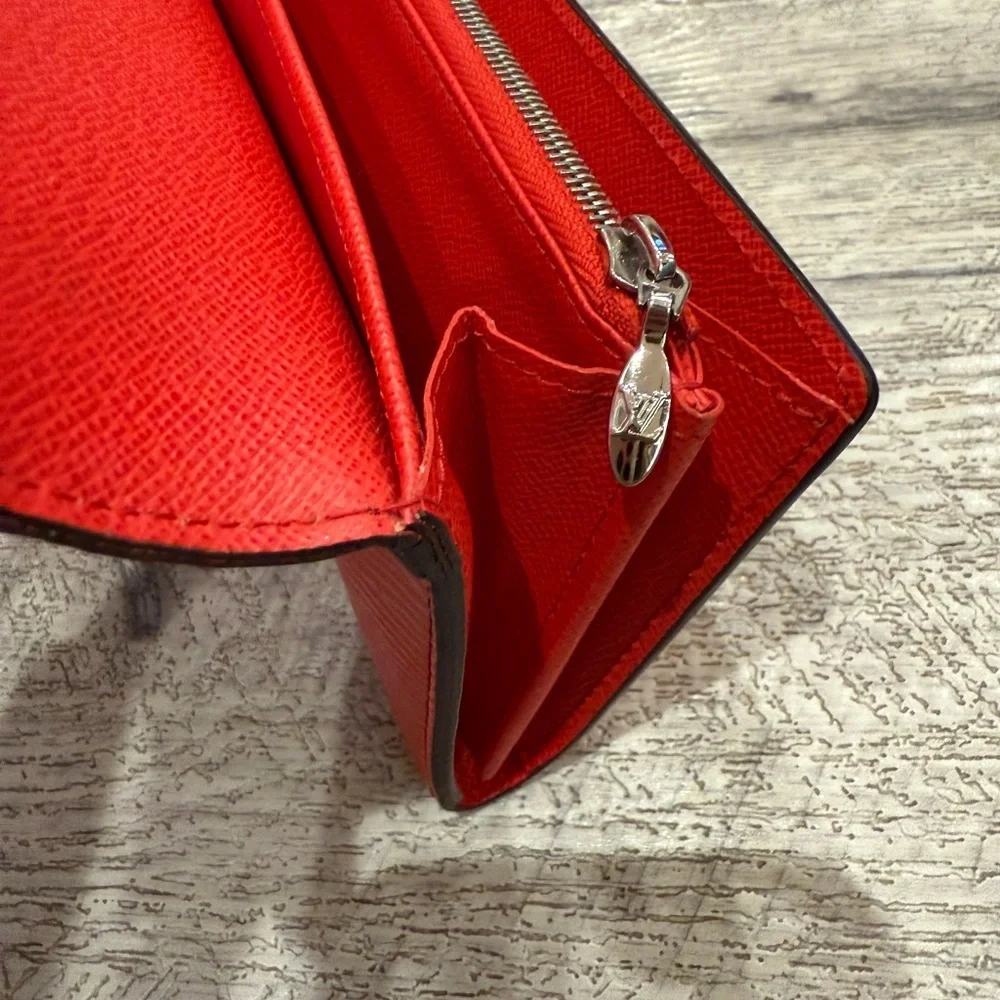 COPY - LV Coquelicot Wallet (chain supplied) - Picture 7 of 10
